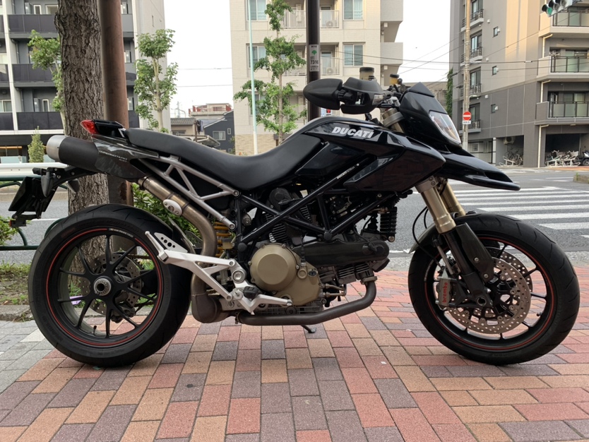 IMG_2774 DUCATI ハイパーモタード1100S 東京都
