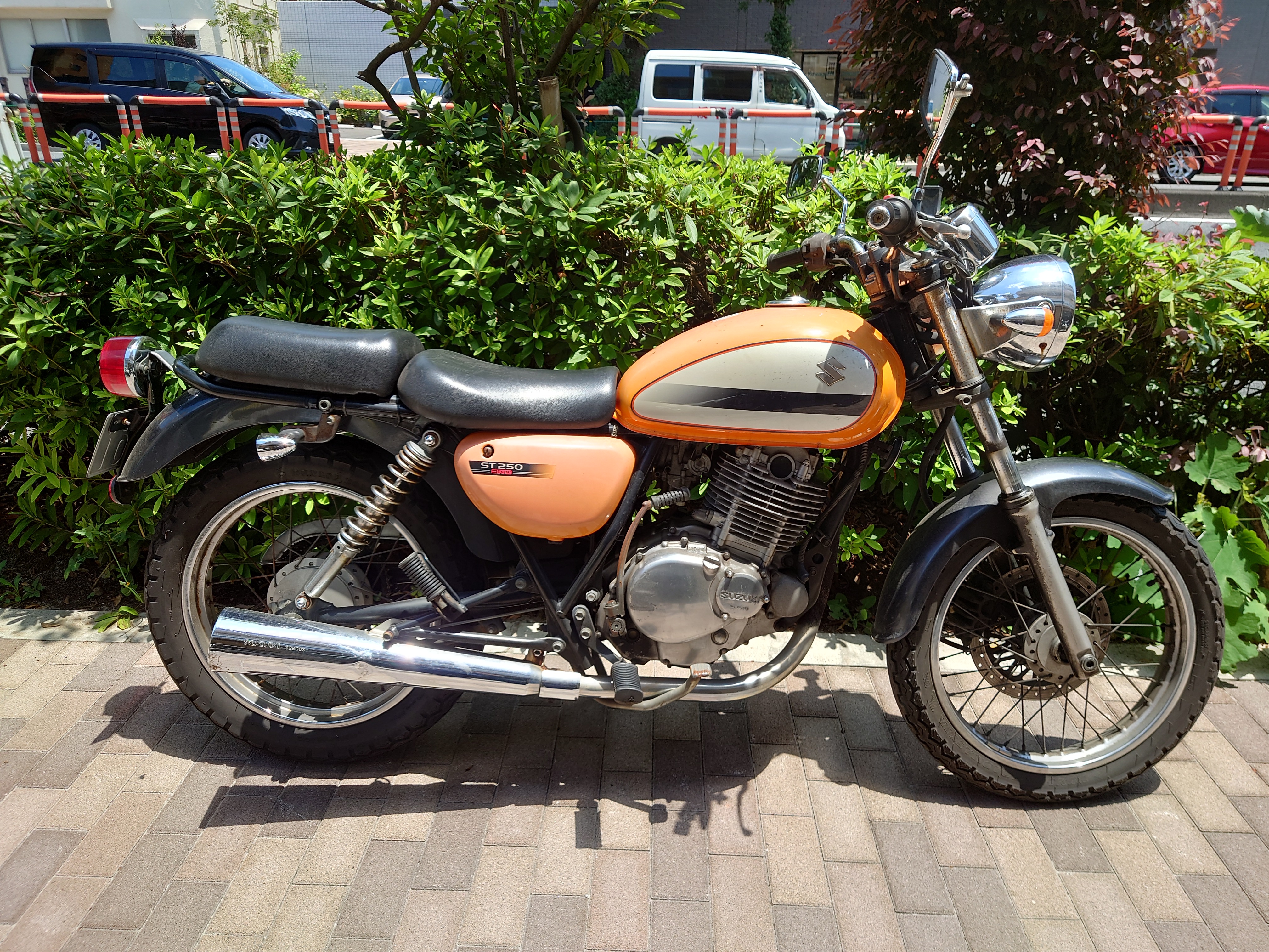 ST250 東京都