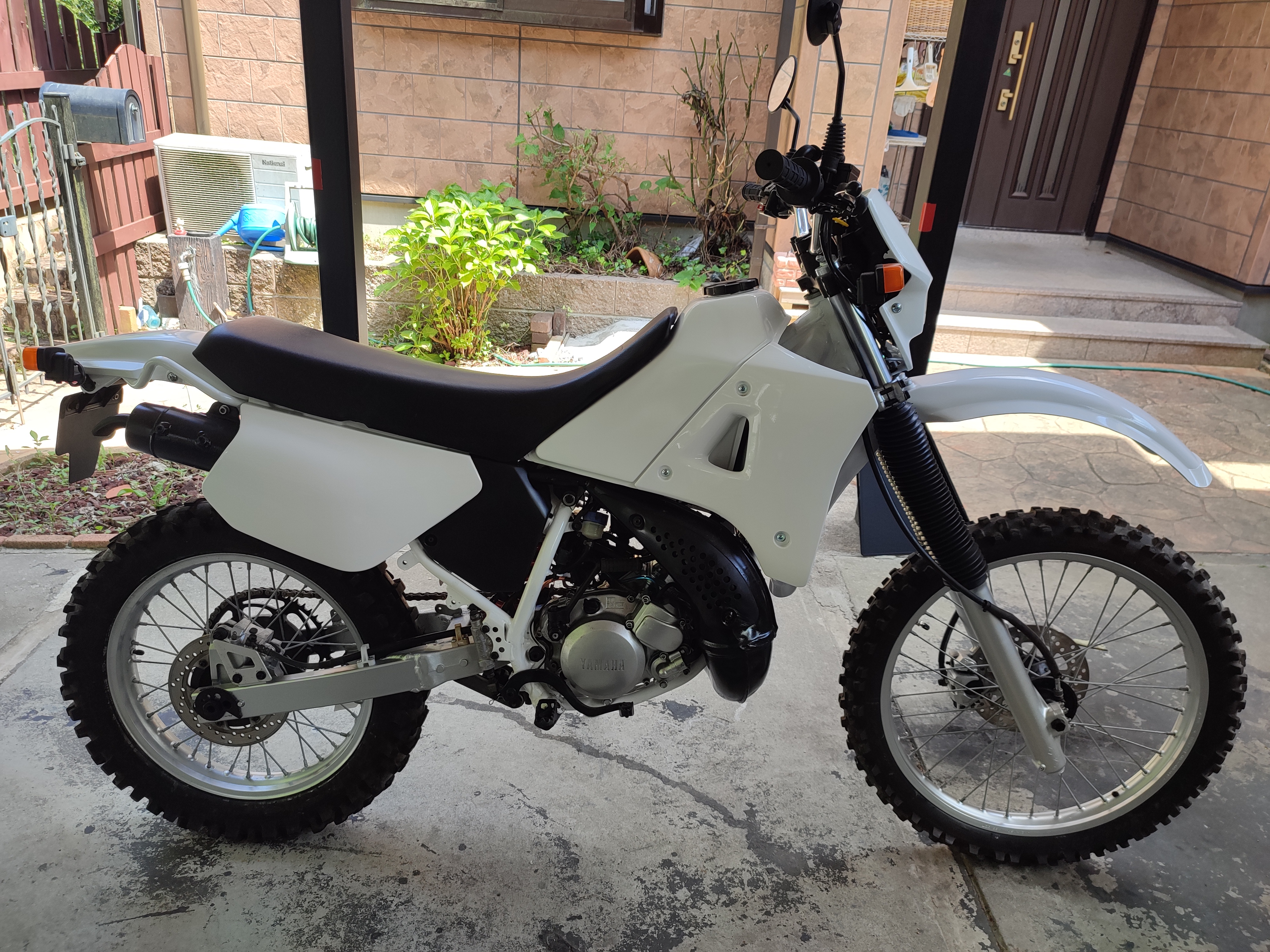 DT125R　愛知県