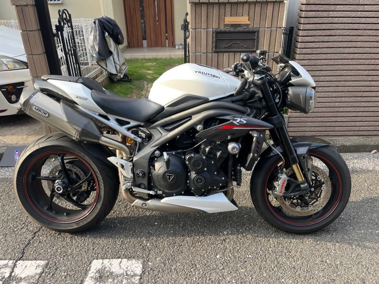 スピードトリプルRS　神奈川県