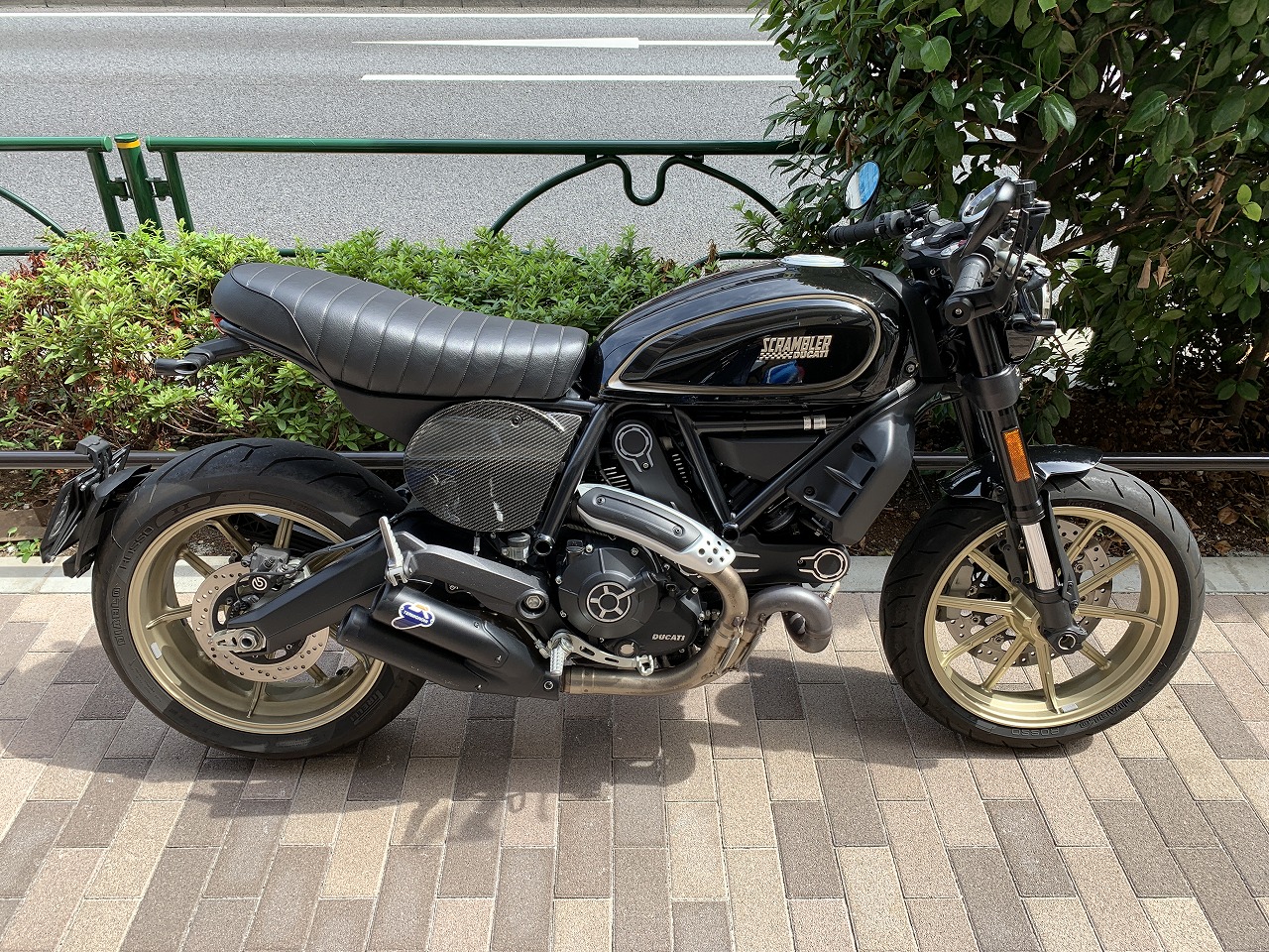 50086スクランブラー