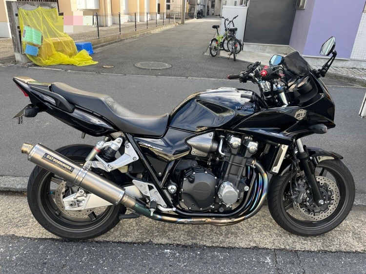 CB1300SB　神奈川県